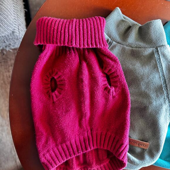 Fitwarm Dog Sweaters - Turtleneck Lot of 4 - Size M - Excellent - Picture 3 of 13